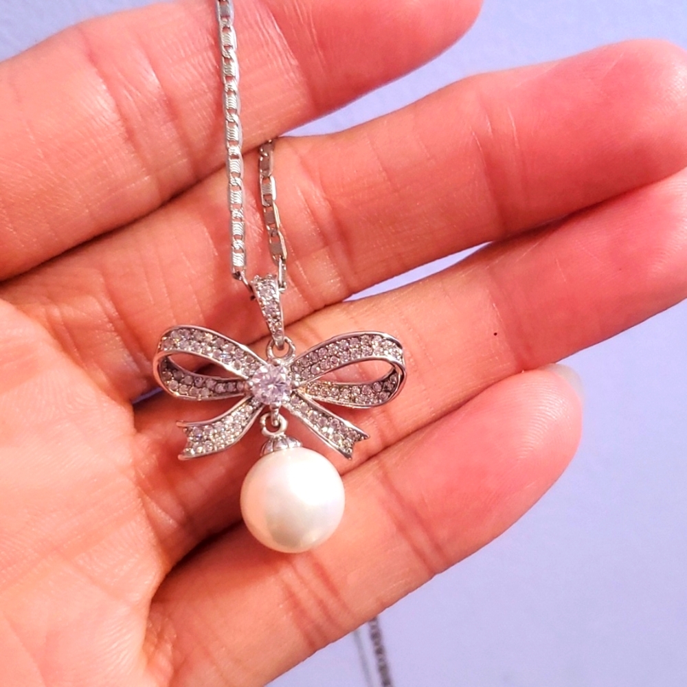 Vtg Italy 925 silver pearl necklace